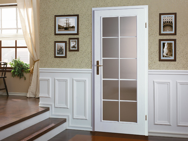 Двери с остеклением Двери с остеклением